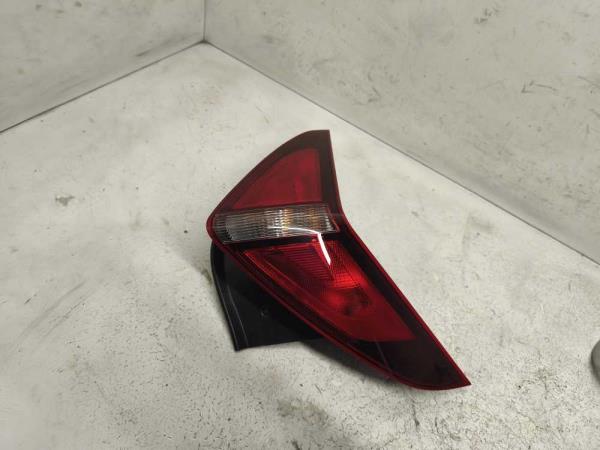 FEU ARRIERE DROIT HYUNDAI - Vue 1